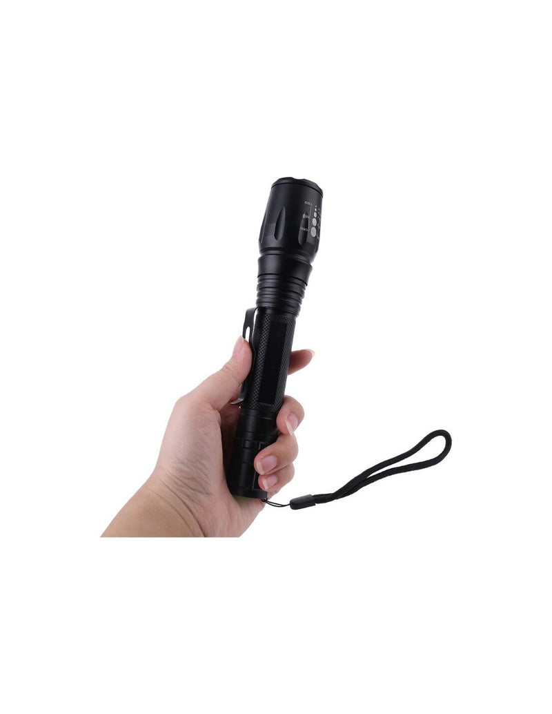 Lanterna Tática LED com Zoom Ajustável 100000 Lumens